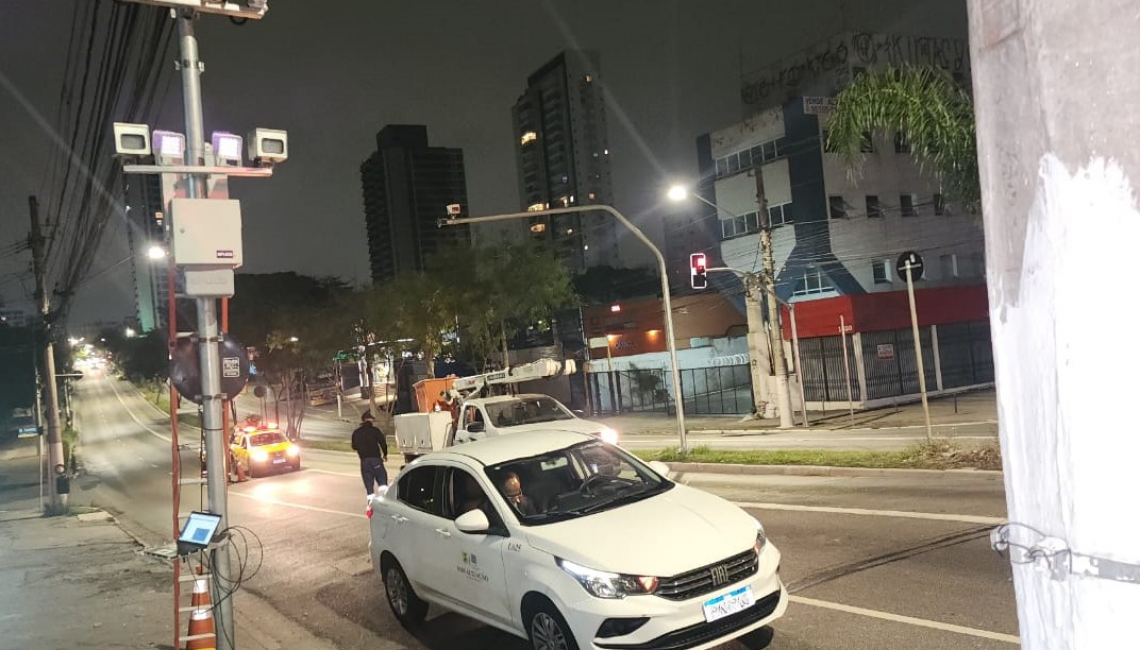 Na capital, Ipem-SP verifica radares nas avenidas Professor Francisco Morato, Rebouças e Rua Cardeal Arcoverde